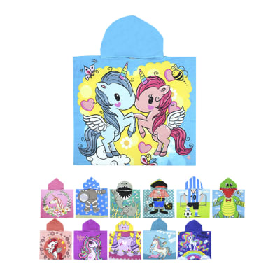 TOALLA PLAYERA PARA  NIÑOS CON CAPUCHA ESTAMPADOS Y COLORES SURTIDOS PACK 12 UNIDADES1