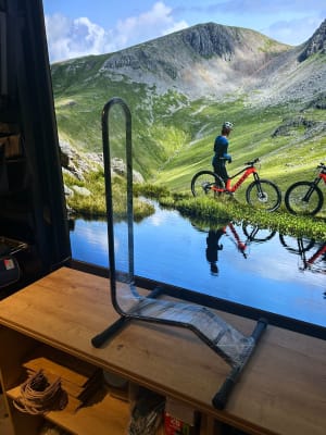 PARADOR NEGRO CURVO - MTB