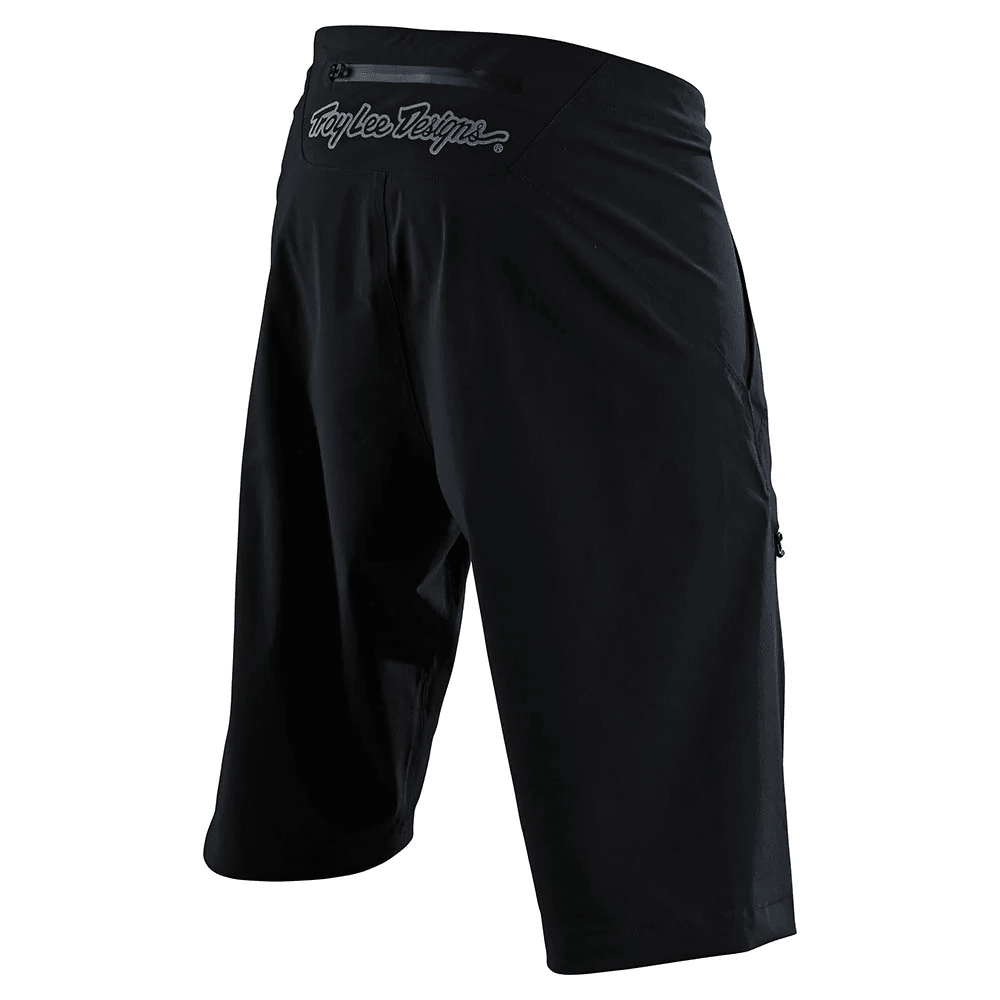 RESIST SHORT 22 BLACK2