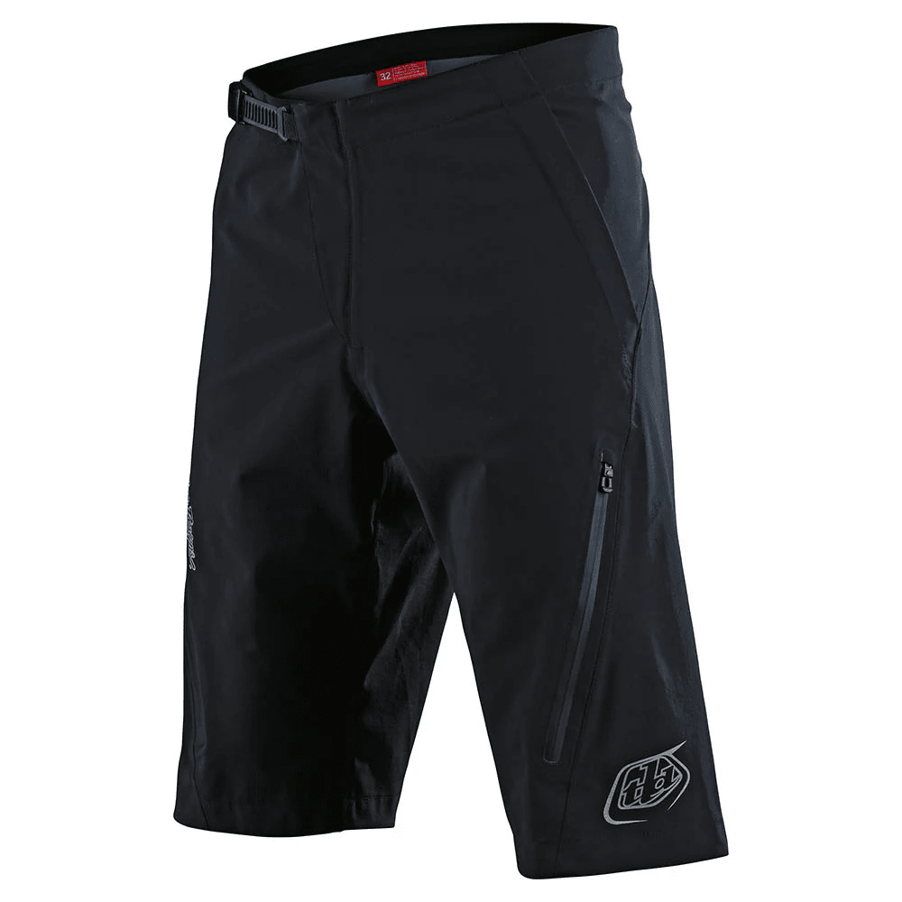 RESIST SHORT 22 BLACK1