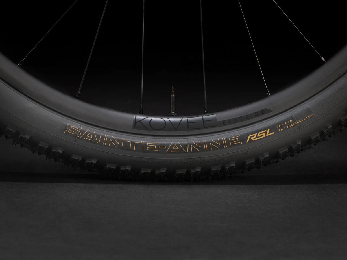 Trek Supercaliber 9.8 GX AXS10