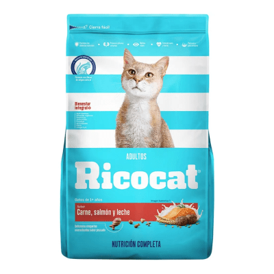 RICOCAT ADULTOS SABOR CARNE, SALMÓN Y LECHE 1K