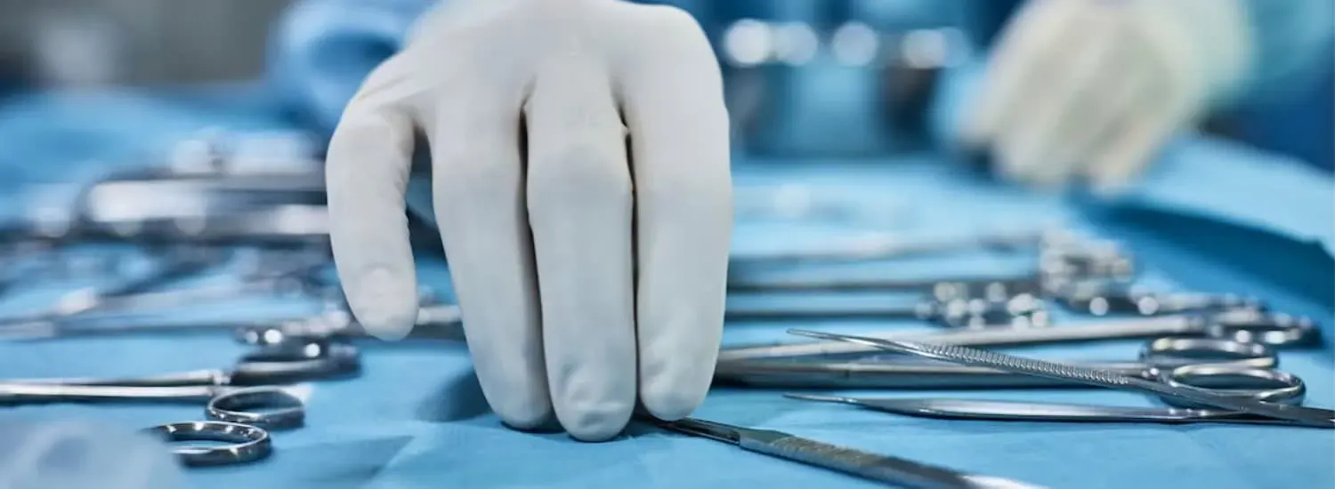 INSTRUMENTAL MÉDICO