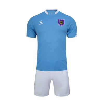 INDUMENTARIA  ENTRENAMIENTO DEPORTES CONCEPCIÓN 2025 KELME CELESTE