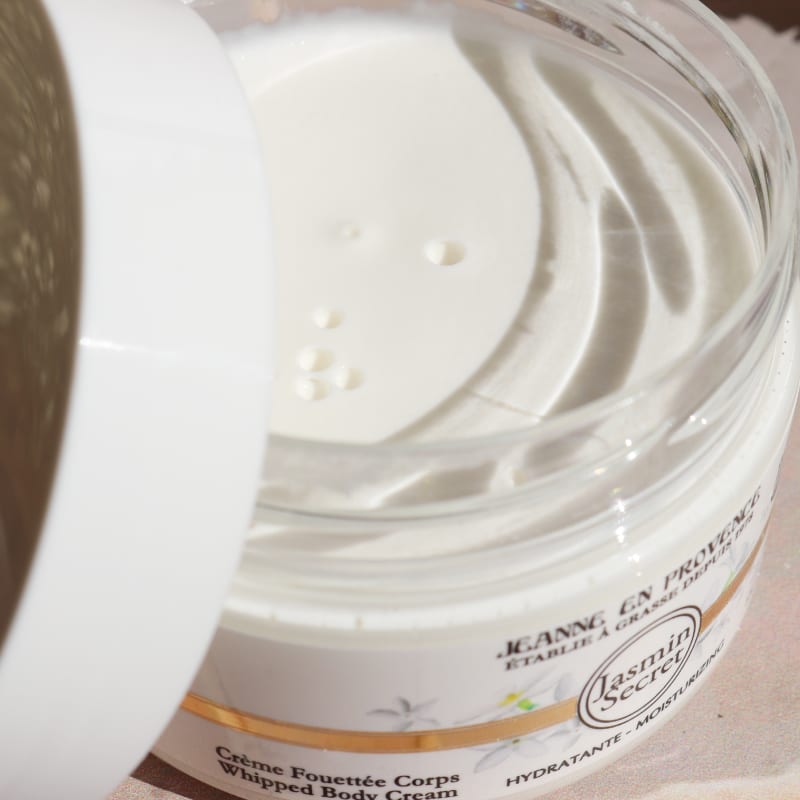 CREMA BATIDA CUERPO JAZMIN2