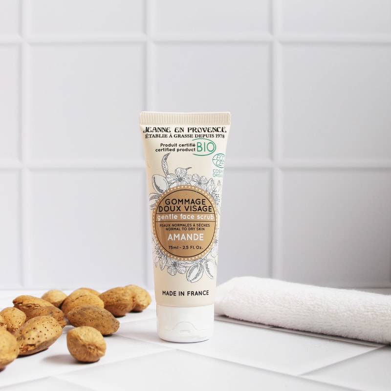 EXFOLIANTE FACIAL SUAVE ALMENDRA2