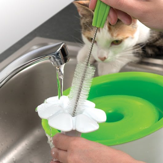 CATIT 2.0 SET DE LIMPIEZA FTE BEBEDERA2