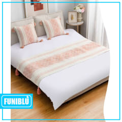 PIECERA CROCHÉ POMPON