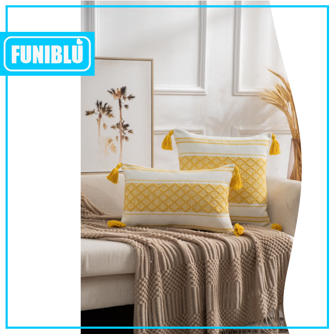 FUNDA CROCHÉ POMPON 45X452