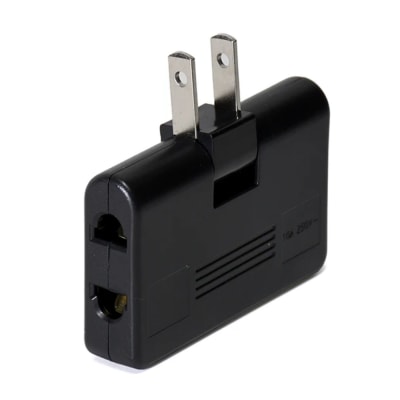Adaptador para enchufe de 90 grados  negro Home Light