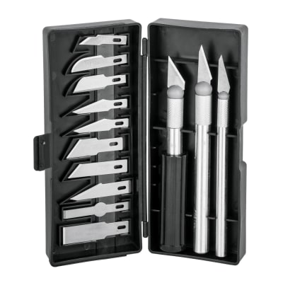 Juego de cuchillas con 13 piezas en estuche Pretul