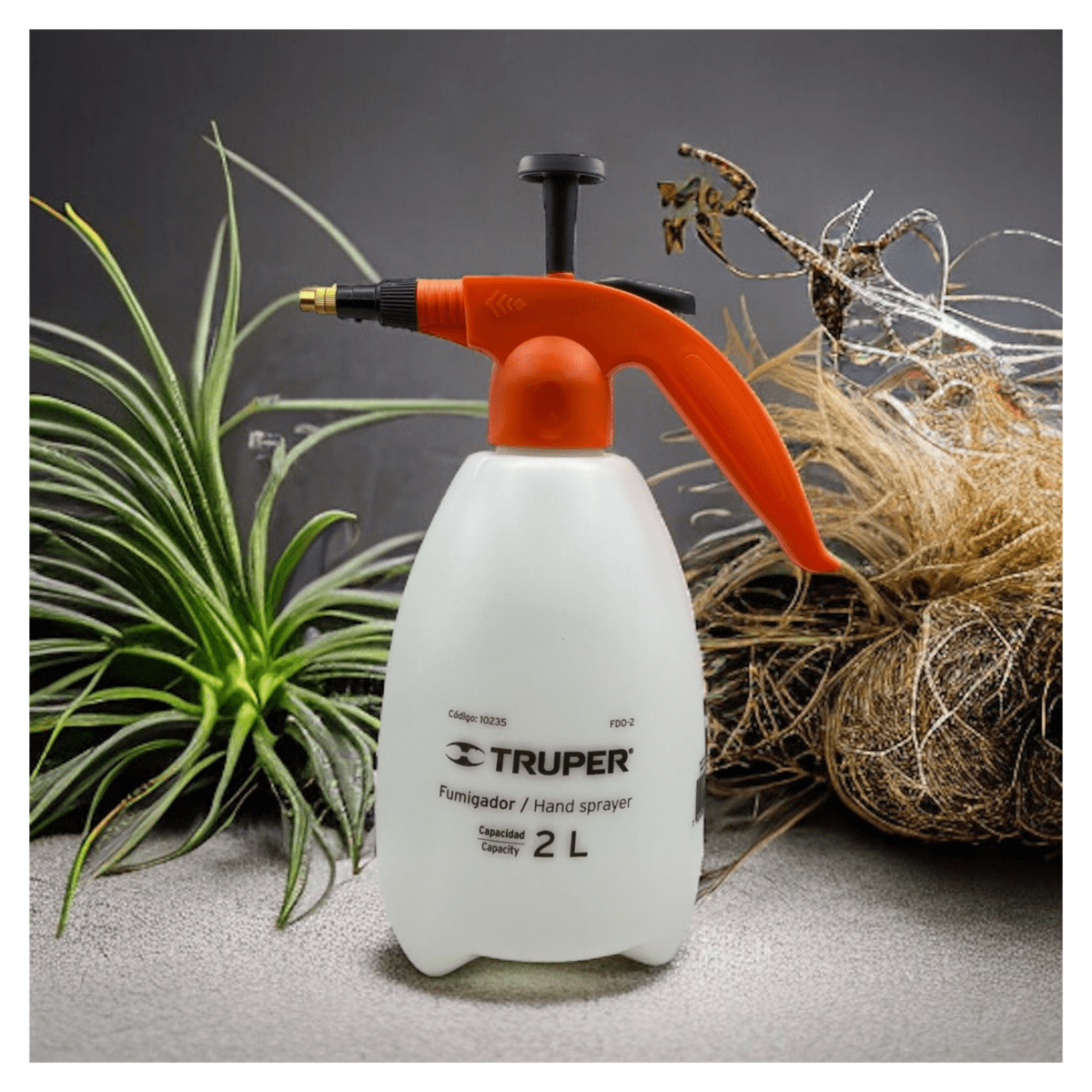 Fumigador de 2 litros Truper4