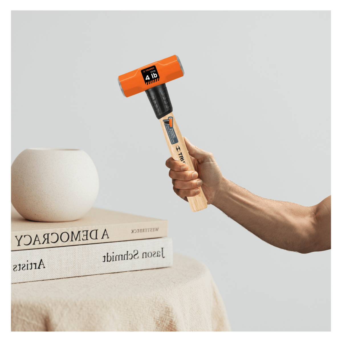 Comba octagonal 4 lb. mango de madera 12''. truper4