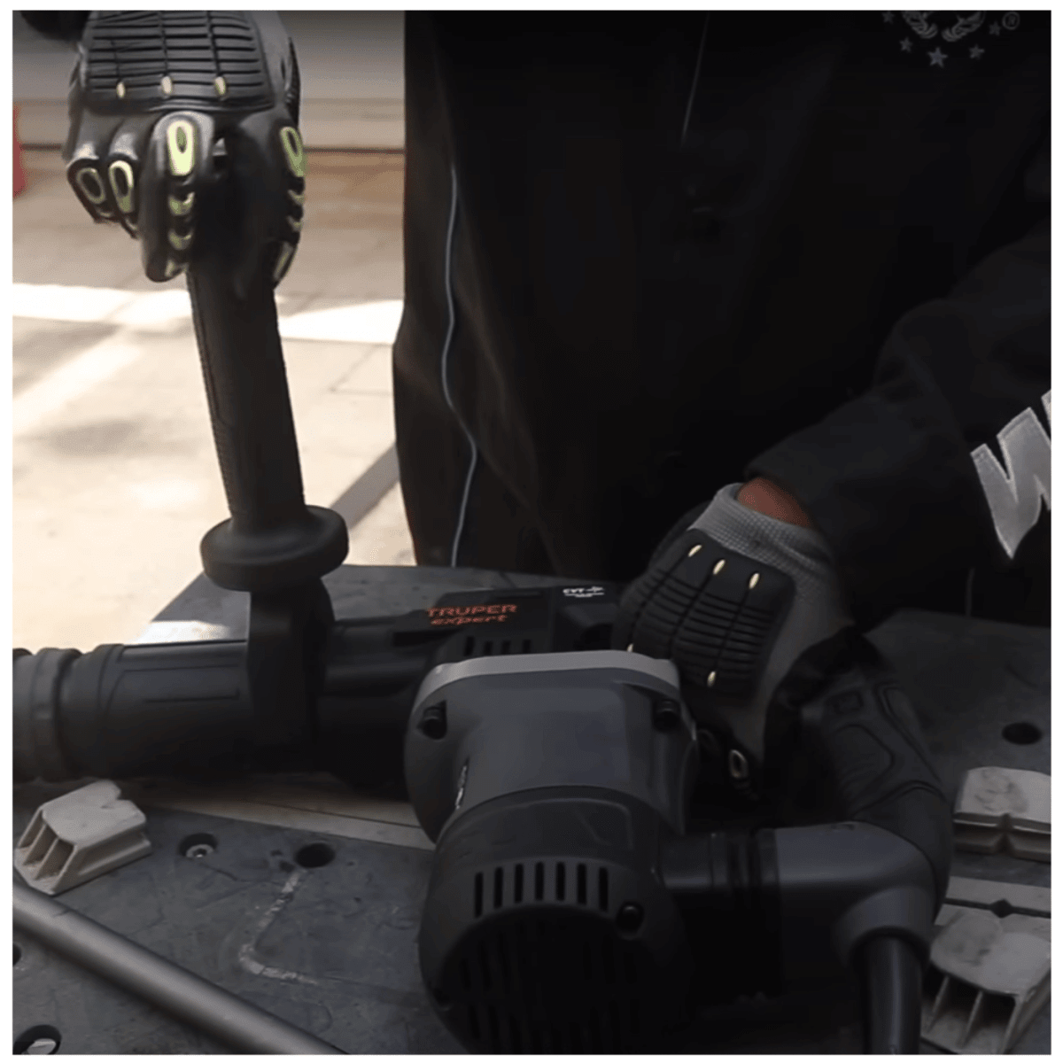 Martillo Demoledor SDS MAX 1200w 14 Joules Truper Expert7