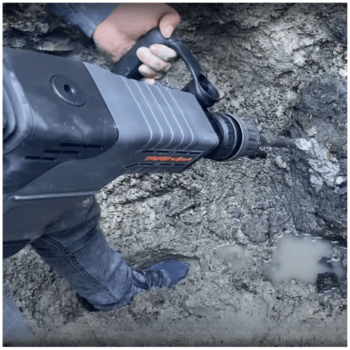 Martillo Demoledor SDS MAX 1500w 25 Joules Truper Expert7