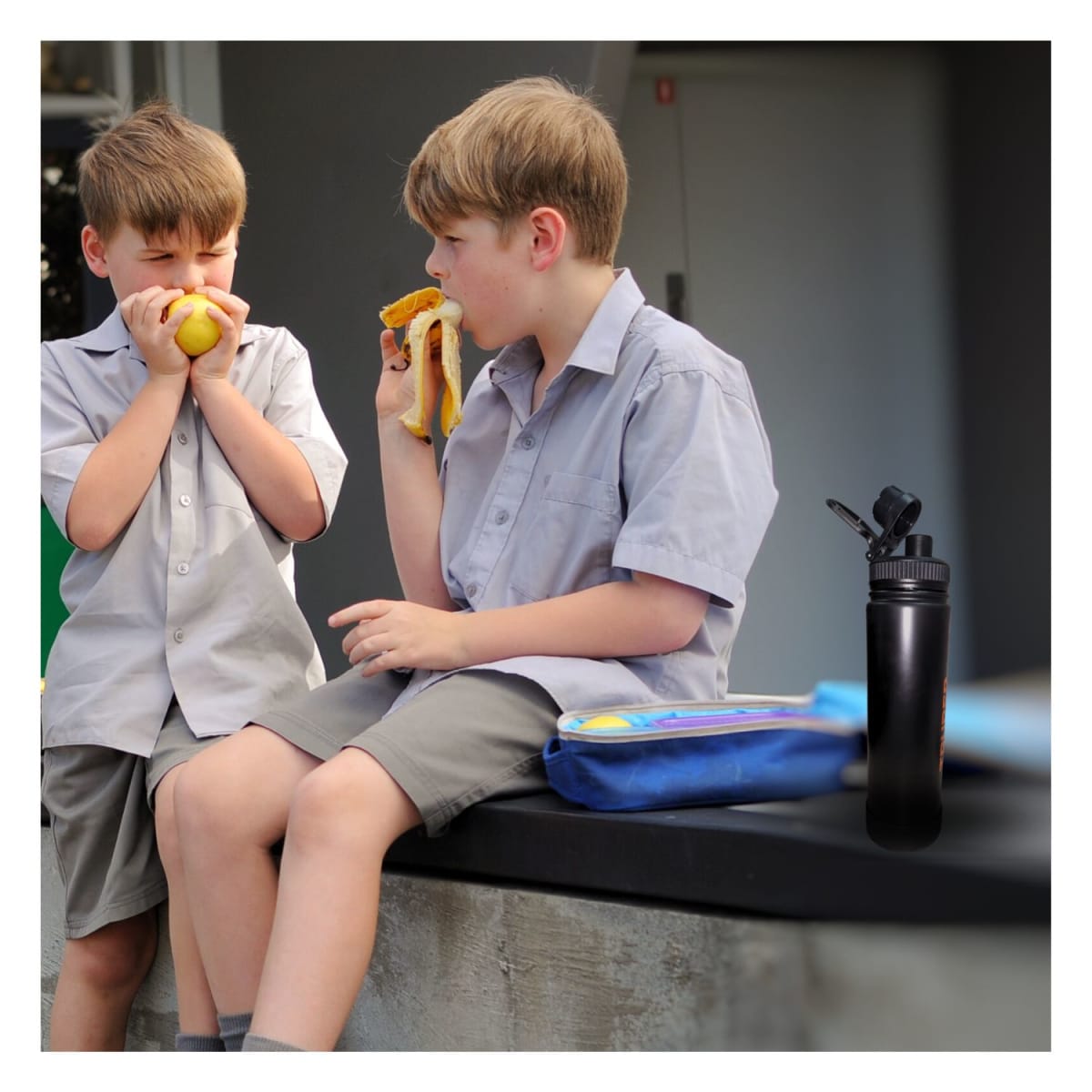 Combo Maleta deportiva y viaje + Pelota y Tomatodo Truper11