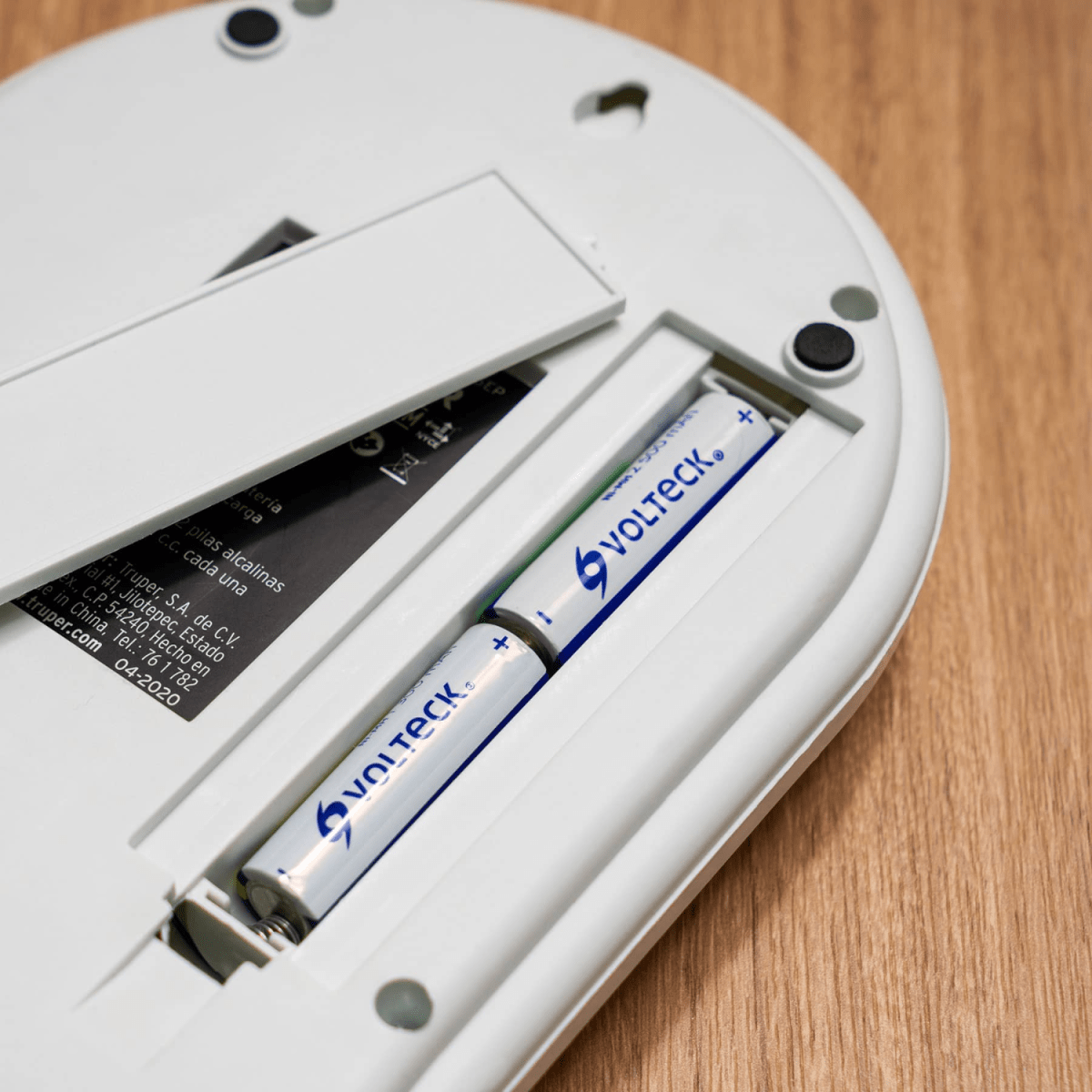 Balanza para cocina de plastico 5kg con mini afilador de cuchillos truper5