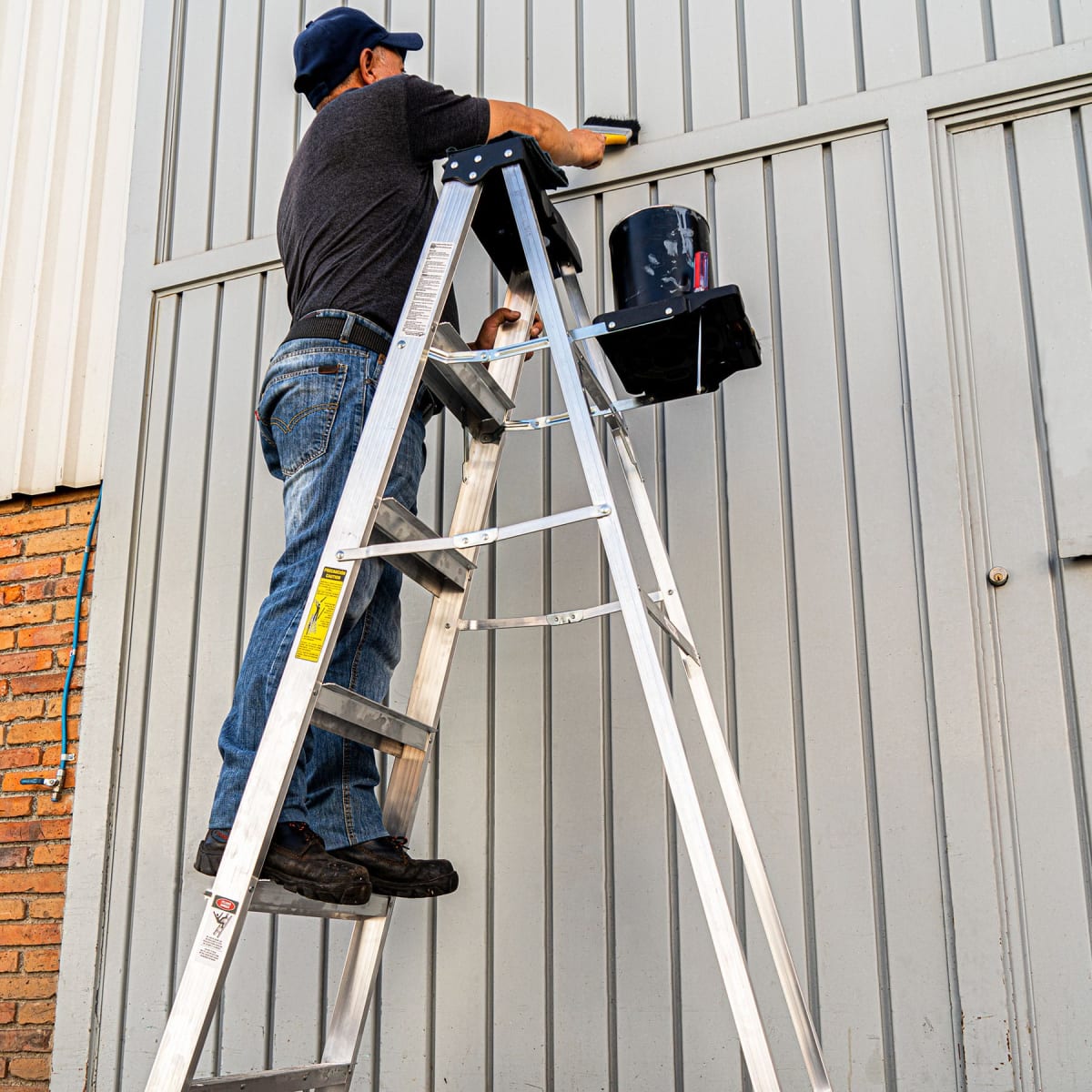 Escalera Tipo Tijera 5 Peldaños Soporta 150 Kg Truper11