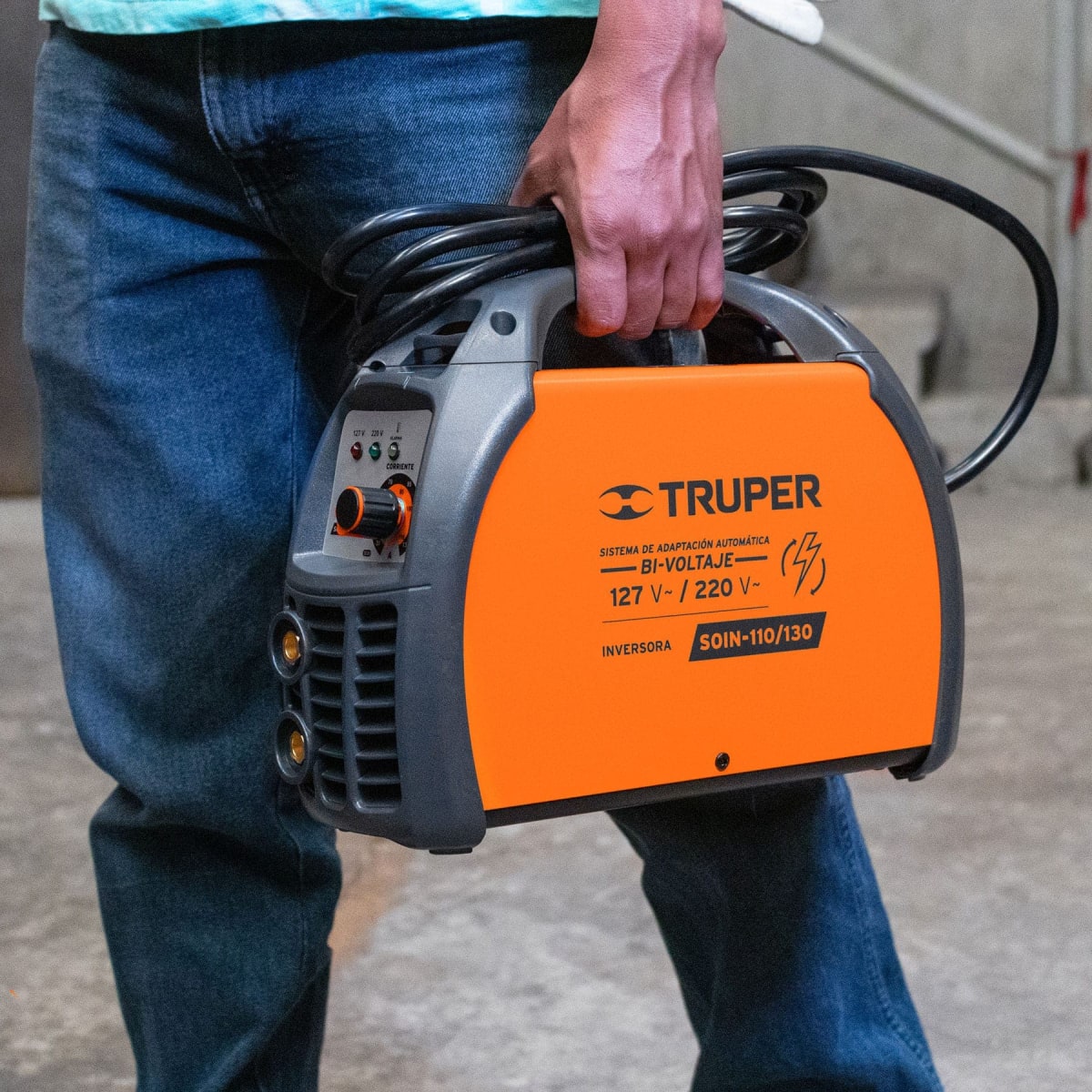 Soldadora inversora 130 A Truper5
