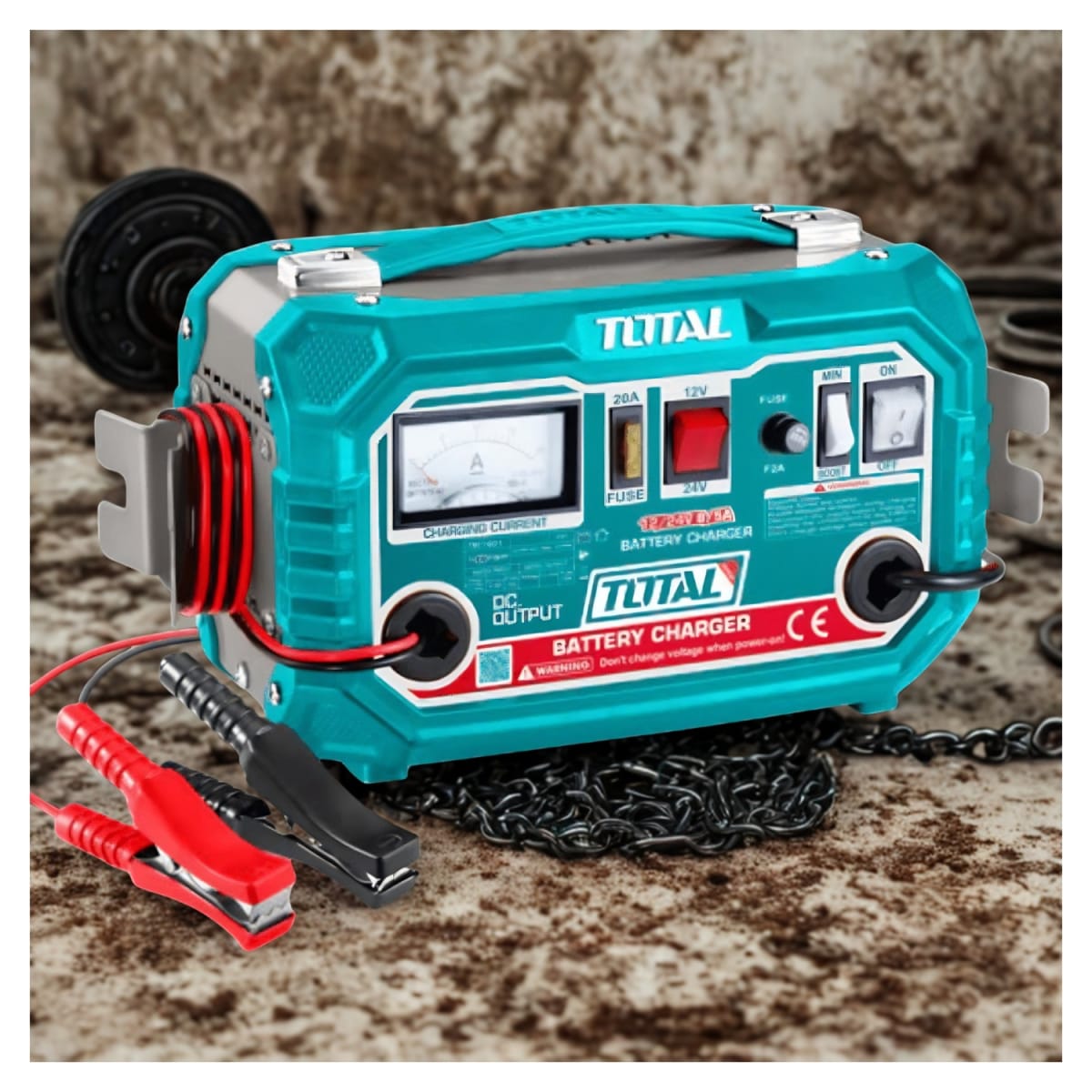 Cargador de bateria 220V Total2