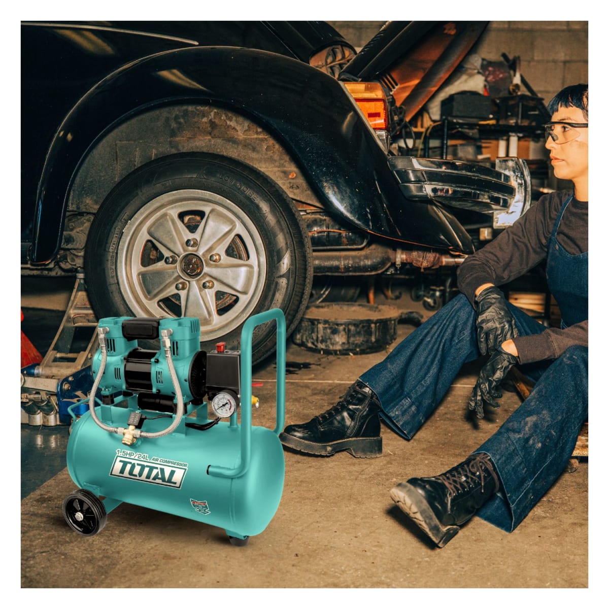 Compresora silenciosa 24 litros + Kit compresor 5 piezas Total6