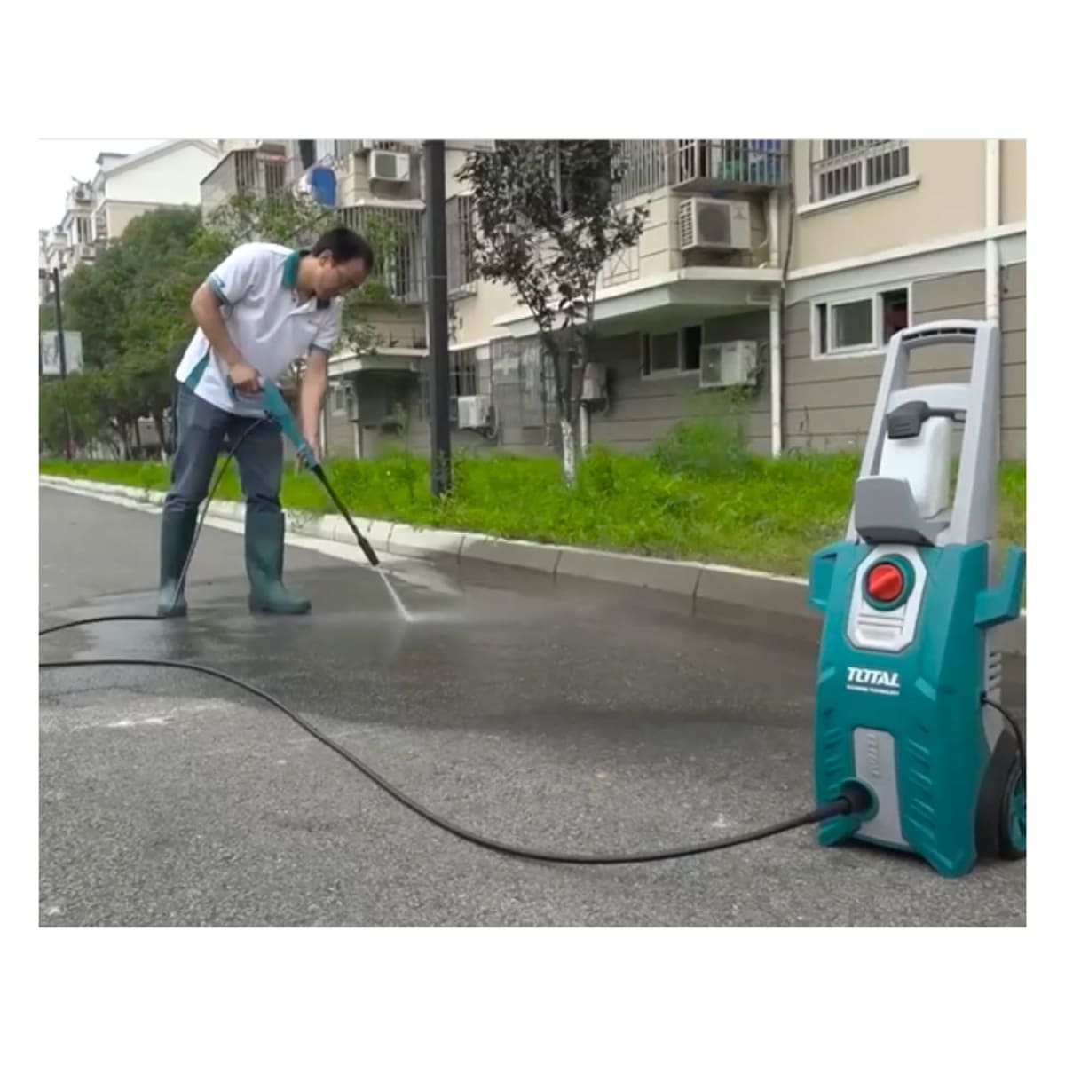 Hidrolavadora 1800w 2200Psi Total4