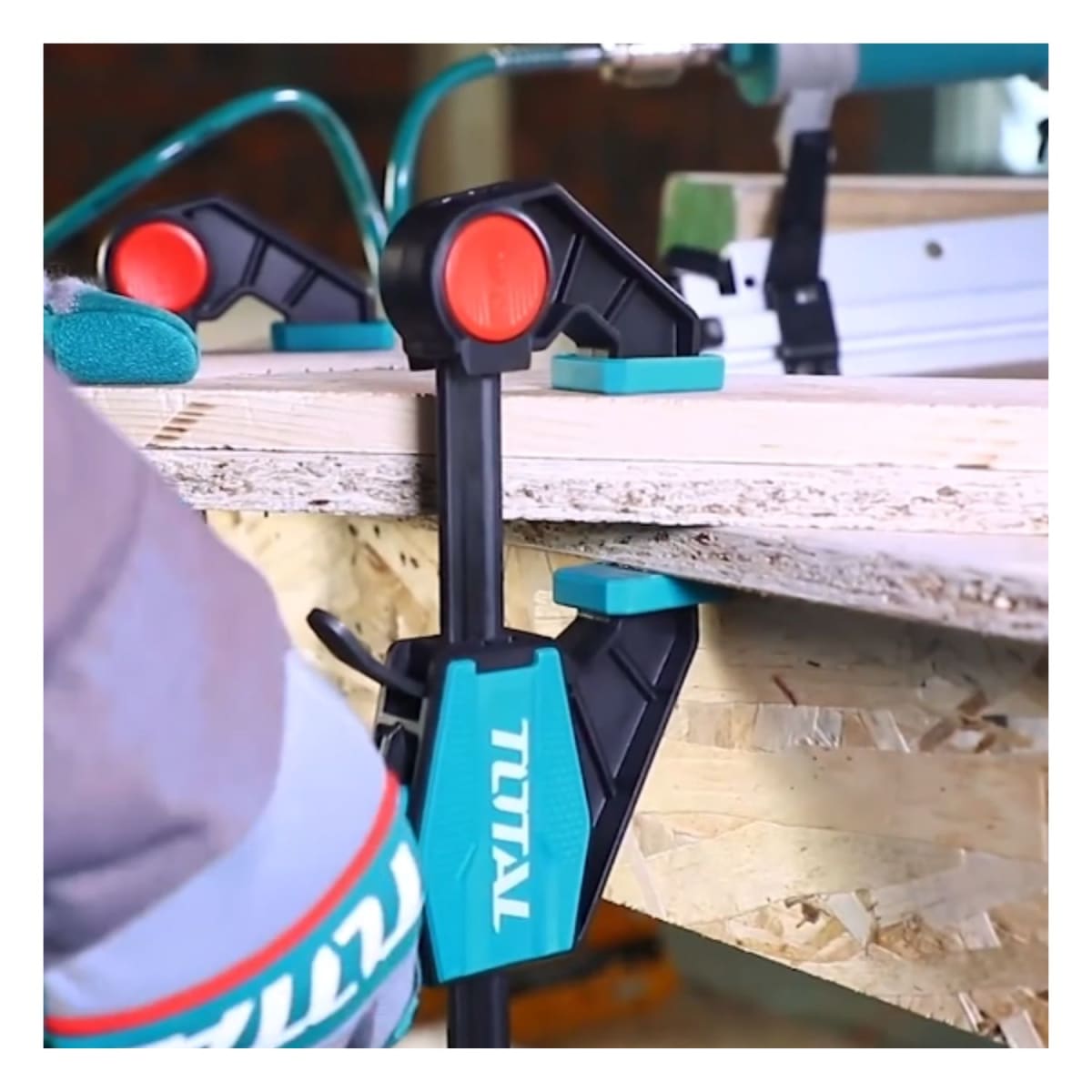 Prensa rápida auto ajustable 18