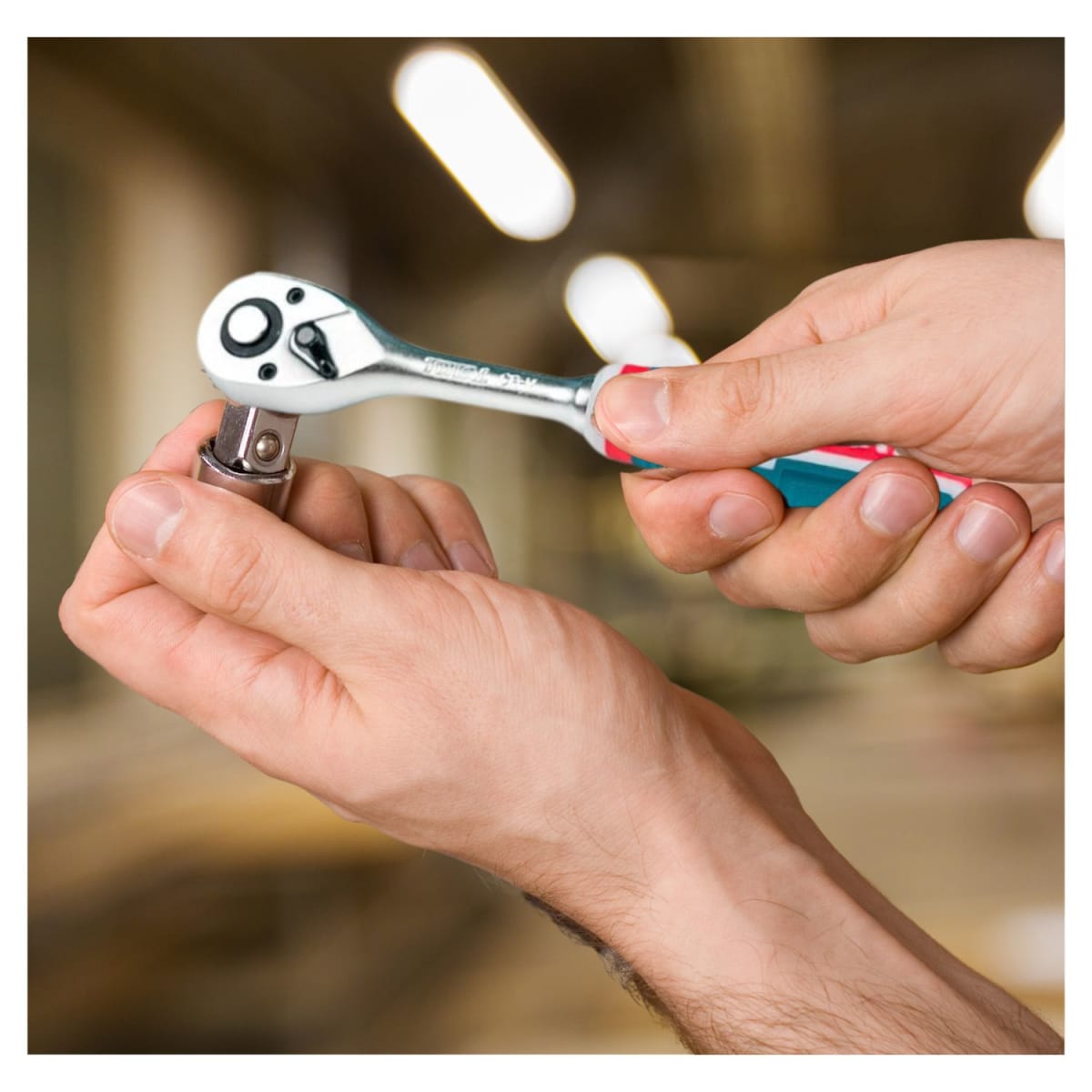 Juego de 46 herramientas mixtas ¼