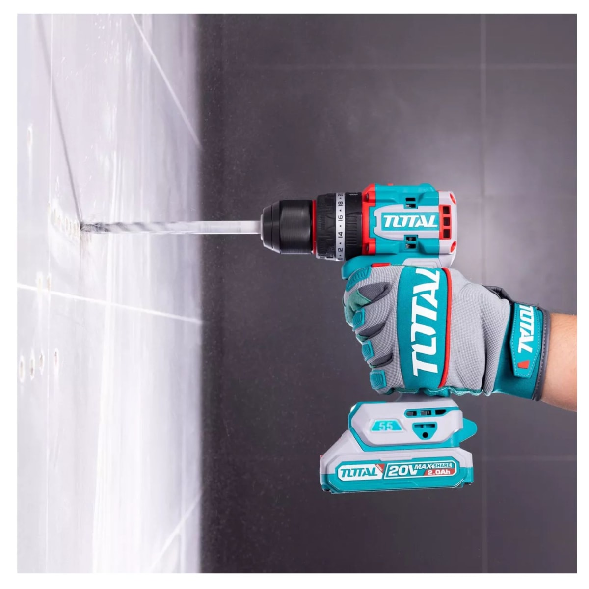 Taladro percutor 55nm + 2 baterías y cargador Total4