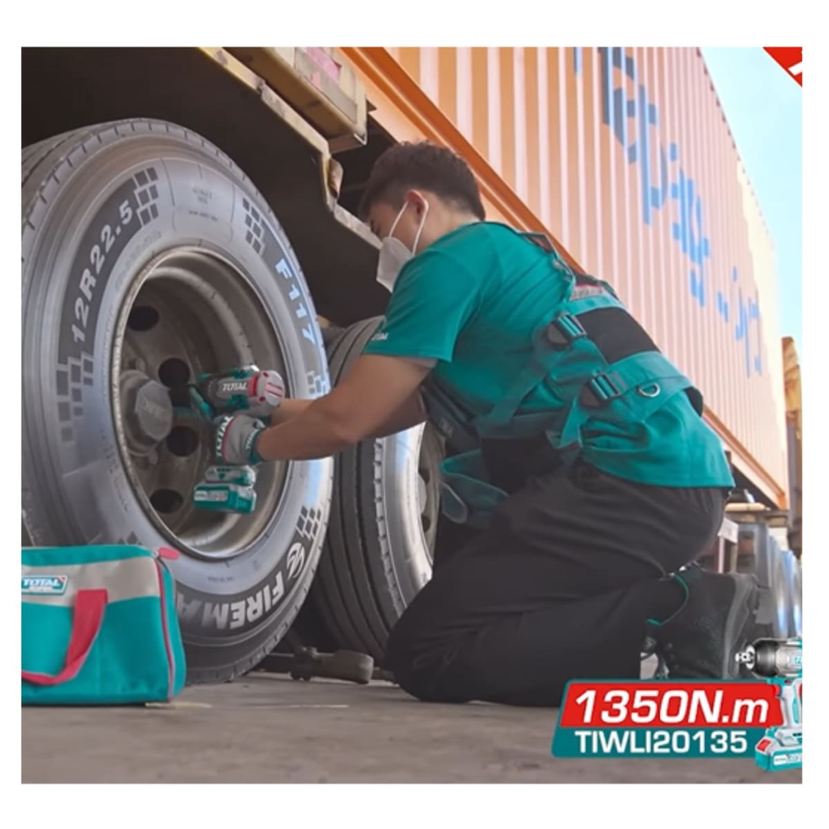 Taladro percutor 96nm + llave de impacto 1350nm industrial Total6