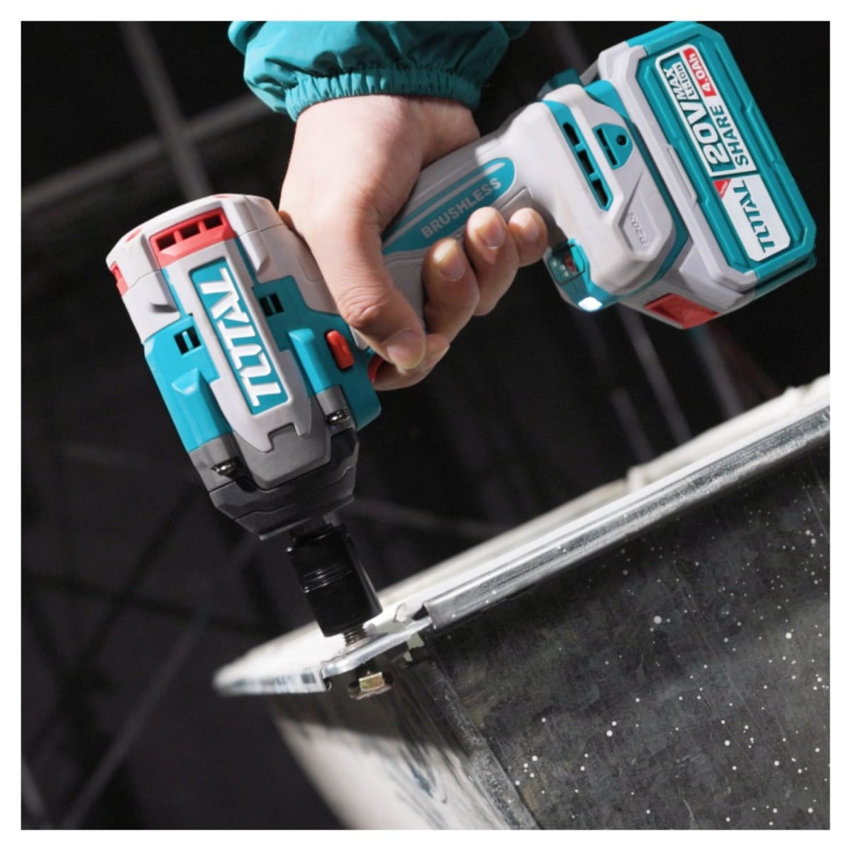 Taladro atornillador 60nm + Llave de impacto 400nm Total2