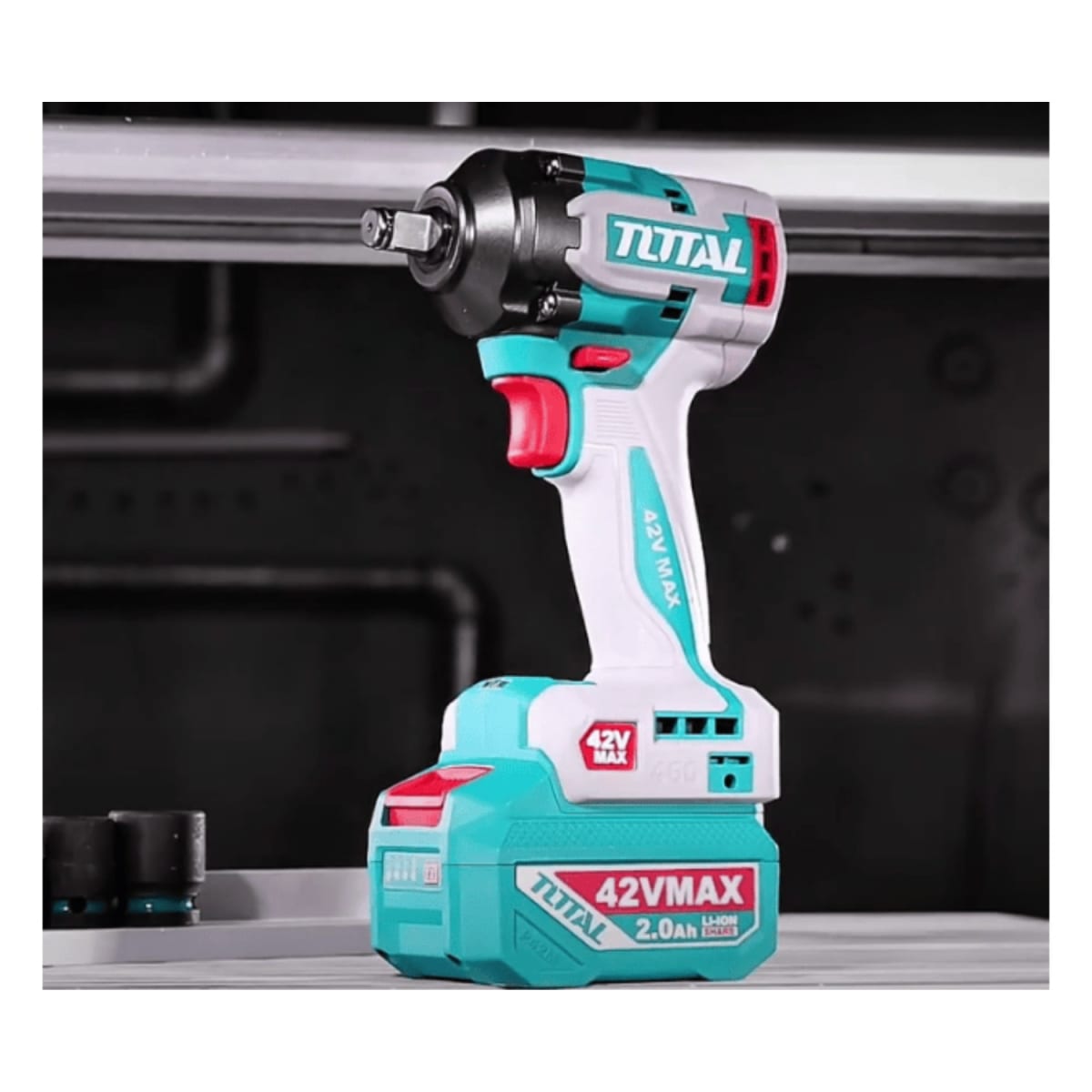 Llave de Impacto 1/2'' 460Nm + 1 Batería y Cargador 42v Total9