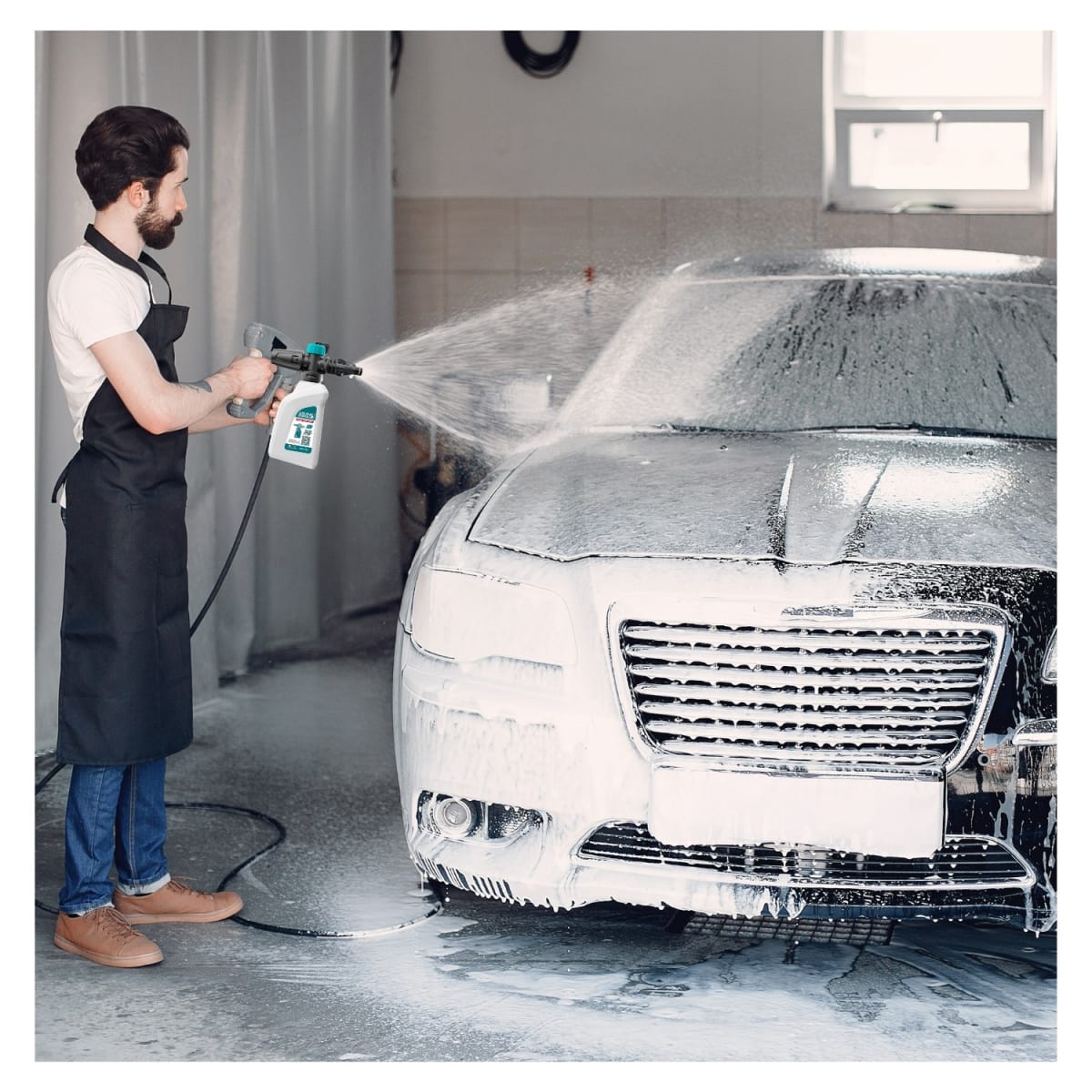 Shampunera Jabonera Para Hidrolavadora 400 Ml Total5