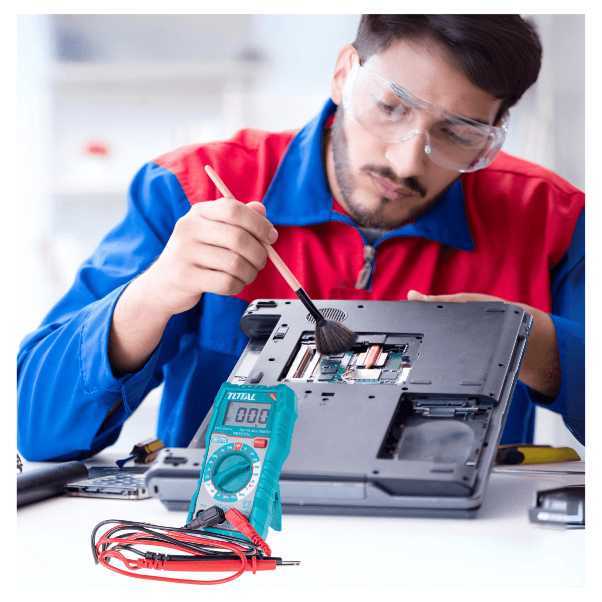 Combo multimetro digital + cautin 60w Total8