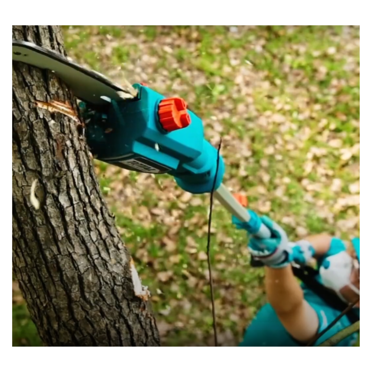 Desmalezadora para cortar ramas + cortasetos inalámbrico 20v total5