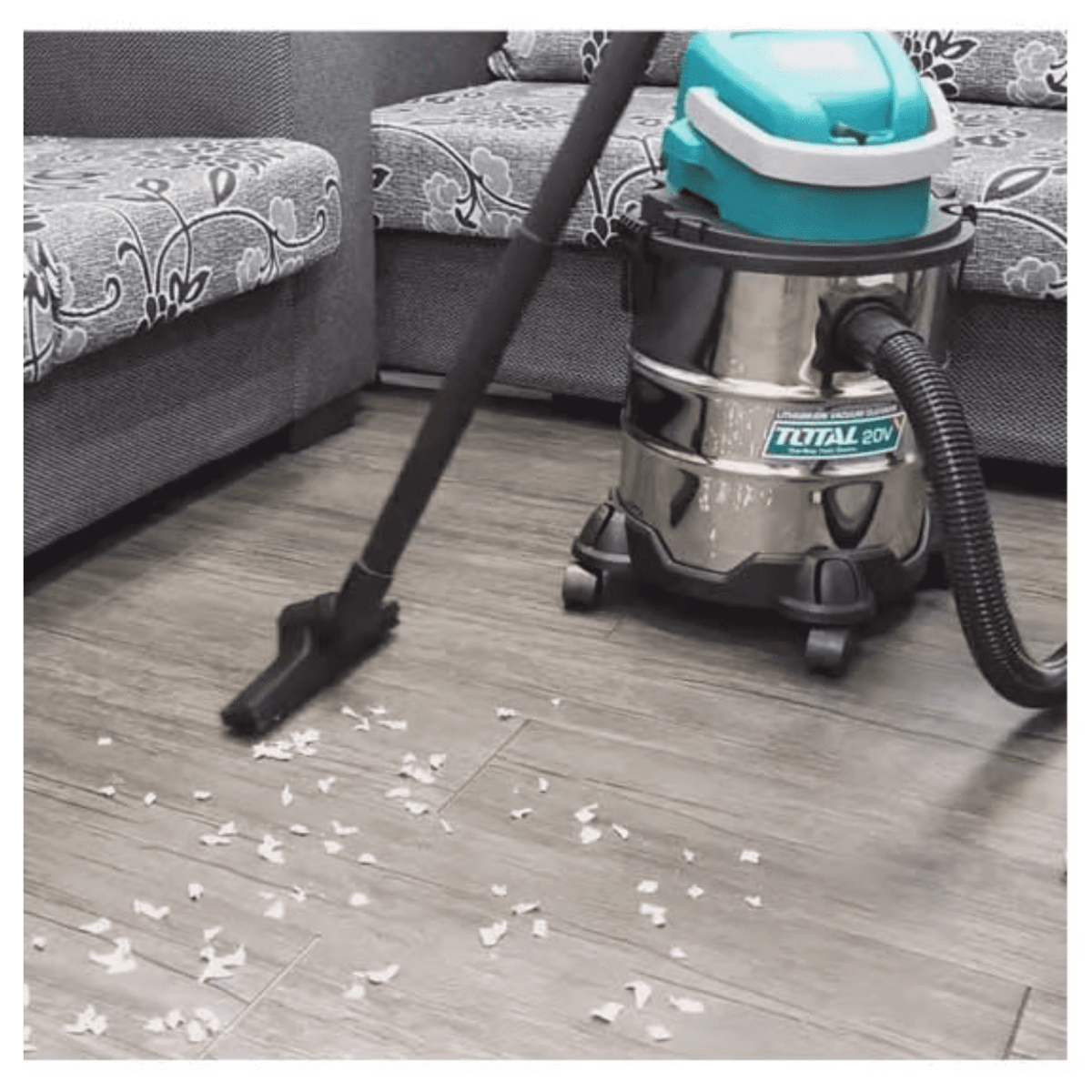 Aspiradora 30 litros 1400W industrial Total5