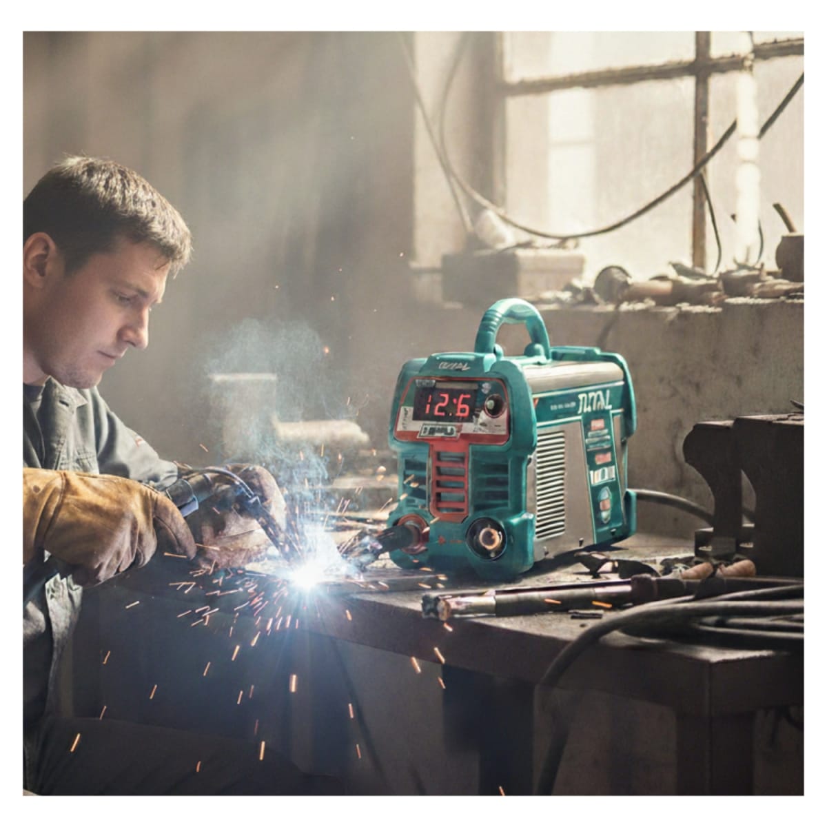 Soldadora Inverter MMA 15-200AMP Total5