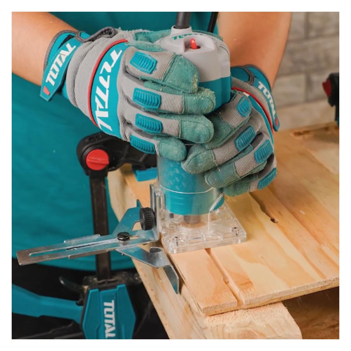 Ruteadora de Palma 600w + Accesorios 24pcs Total6