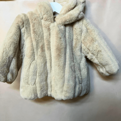 Abrigo Primark 9m-12m 25042681