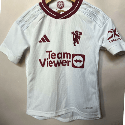 Polera Adidas 7 años 26030312