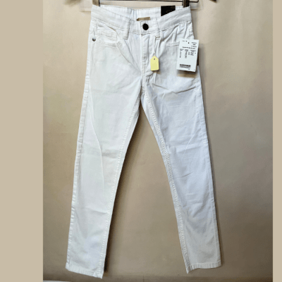 Jean Nukutavake 8 años 2502132 - NUEVO1