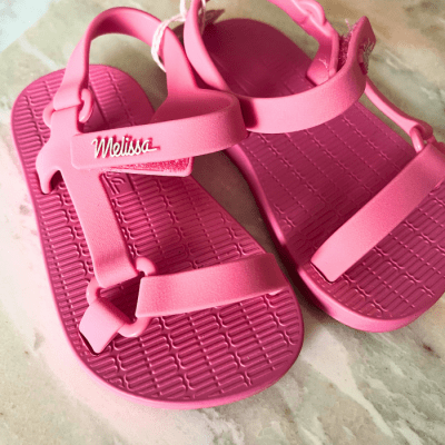 Chalas Melissa 18 25111811