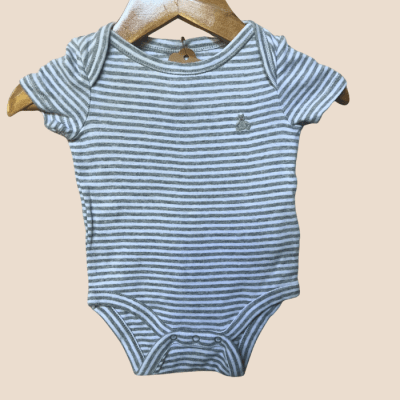 Body Gap 0m-3m 2604140