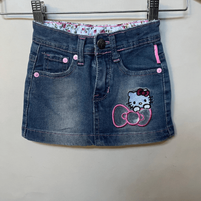 Falda Sanrio 3 años 25050721