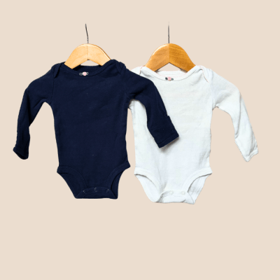 2 Bodies Carters 0m 2606193