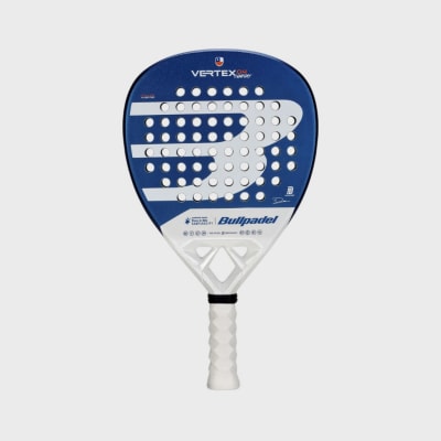 Pala Bullpadel Vertex 04 Comfort Chile de Martin Di Nenno1