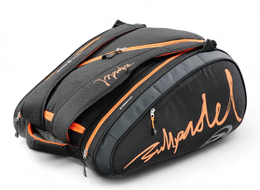 Paletero Bullpadel Ionic Negro 2024