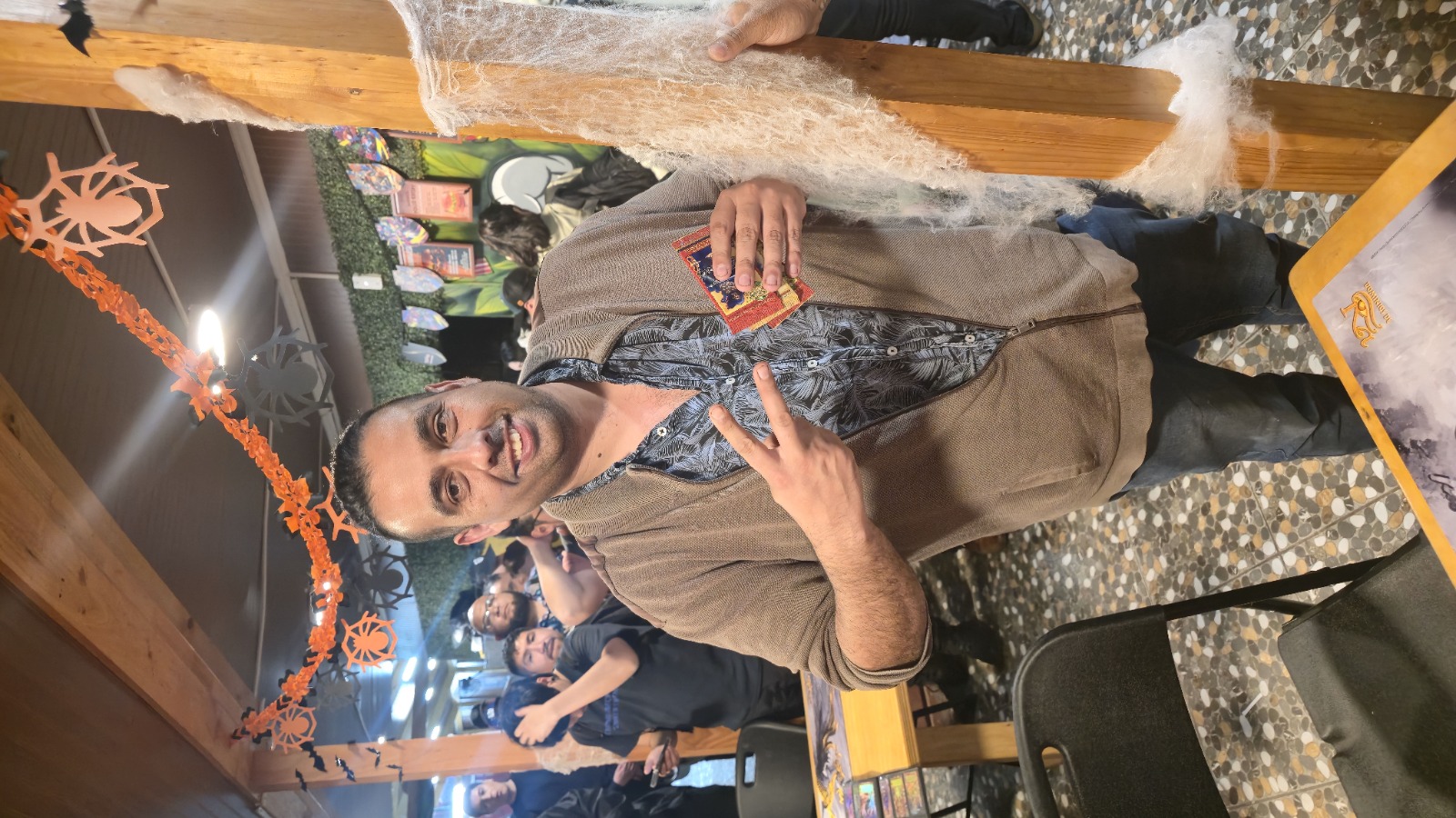 Momento aniversario Gorila A24