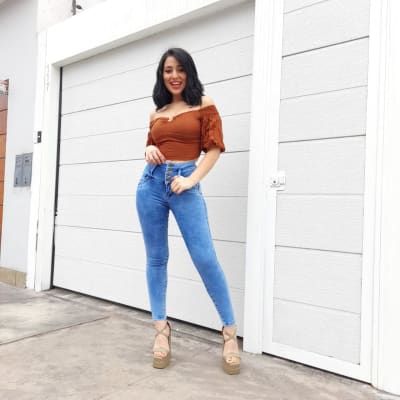 MELIZA CELESTE BIGOTE TICLIO4