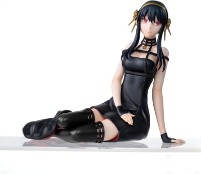 SEGA FIGURA YOR FORGER PM PERCHING SPY X FAMILY1